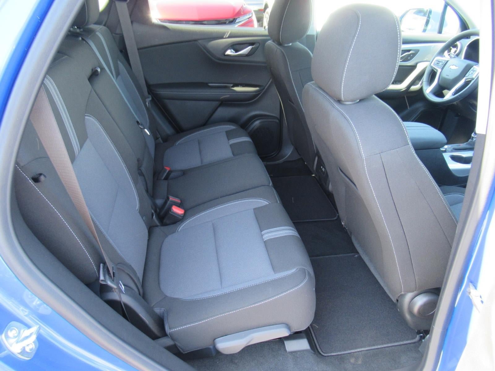 New 2026 Chevrolet Blazer LT w/ Convenience Package FWD image 29