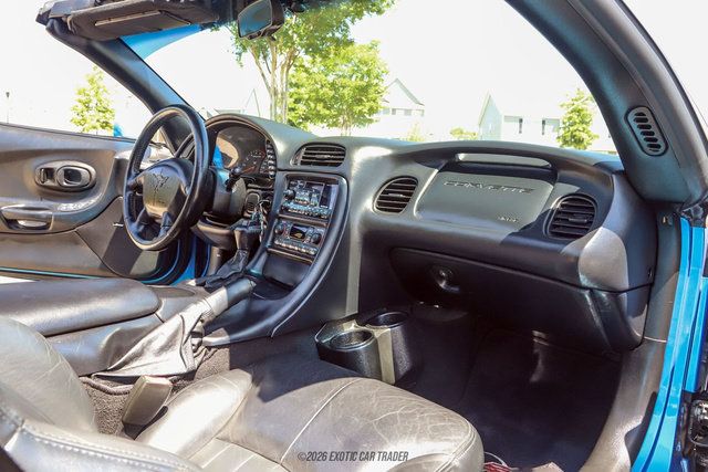 Used 1998 Chevrolet Corvette Coupe w/ Roof Pkg RWD image 47
