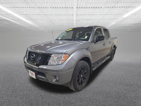 Used 2020 Nissan Frontier SV w/ Midnight Edition Floor Mats image 2