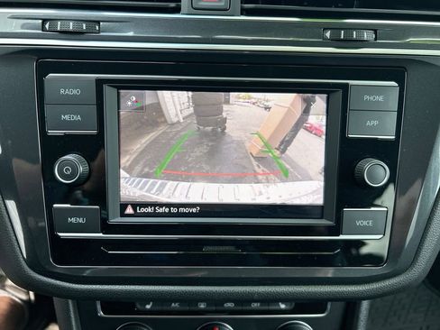 Used 2023 Volkswagen Tiguan S AWD/4WD image 20