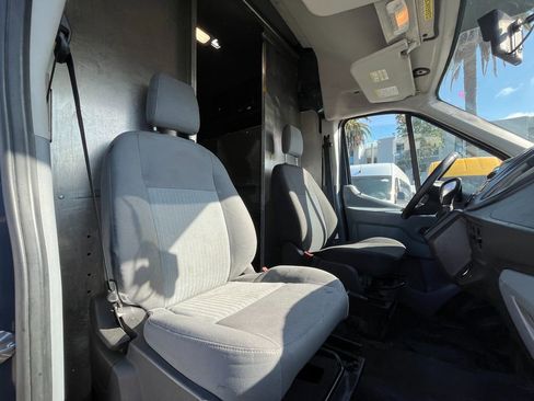 Used 2019 Ford Transit 250 148 High Roof Extended RWD image 13