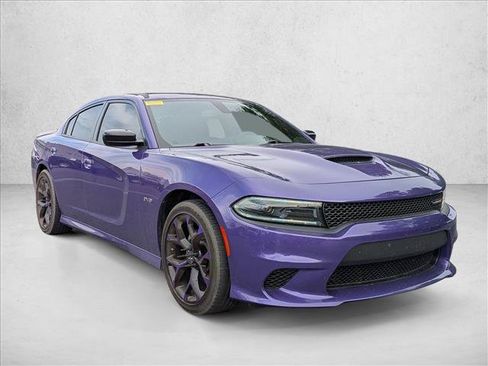 Used 2023 Dodge Charger R/T RWD image 4