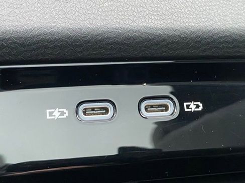 Used 2022 Volkswagen ID.4 Pro S image 26