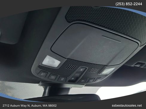 Used 2016 Ford F150 Lariat w/ Equipment Group 502A Luxury image 18