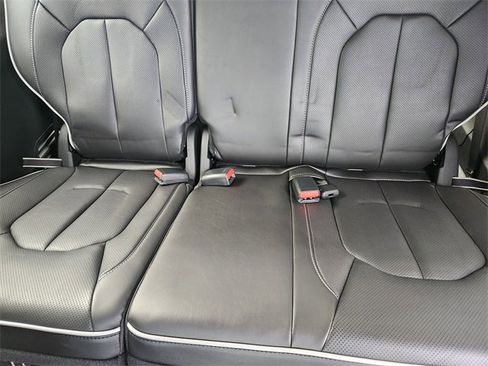 New 2026 Chrysler Pacifica Limited w/ Uconnect Theater Family Group image 20