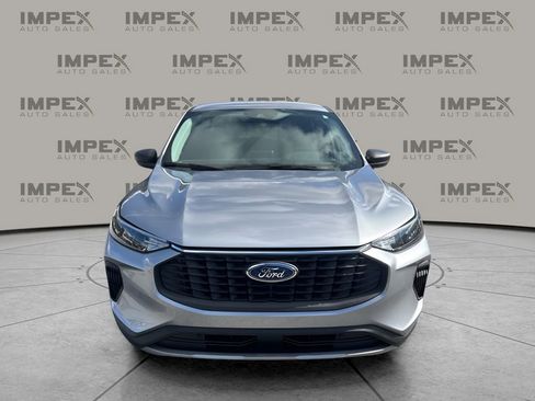 Used 2024 Ford Escape Active w/ Cold Weather Package image 8