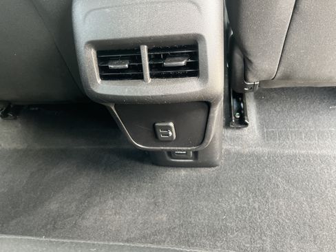 Used 2024 Chevrolet Equinox LT AWD/4WD image 14