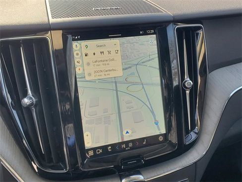 Certified 2025 Volvo XC60 T8 Plus w/ Protection Package Premier image 24