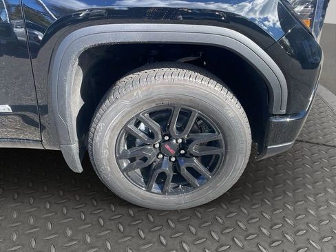New 2026 GMC Sierra 1500 Elevation image 19