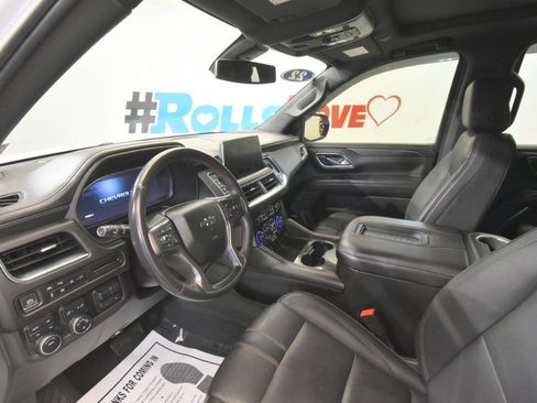 Used 2022 Chevrolet Tahoe RST w/ Luxury Package AWD/4WD image 12