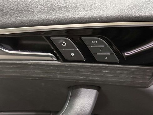 Used 2023 Audi A4 2.0T Premium w/ Convenience Package image 10