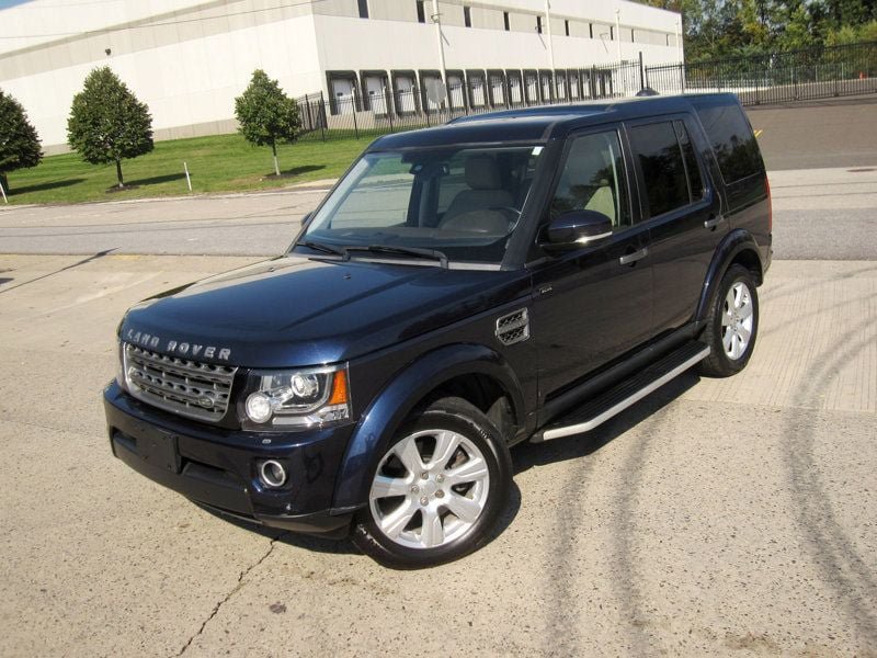 Used 2016 Land Rover LR4 HSE AWD/4WD image 4