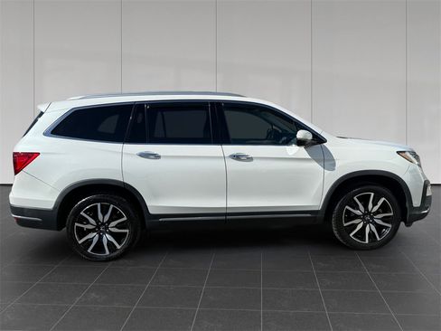 Used 2021 Honda Pilot Touring image 6