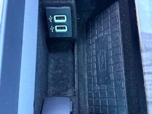 Used 2018 Lincoln Navigator L Reserve w/ Technology Package image 38