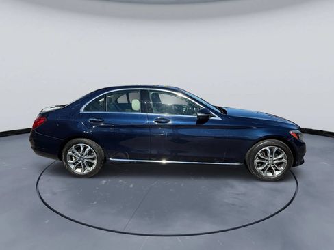 Used 2015 Mercedes-Benz C 300 4MATIC Sedan image 4
