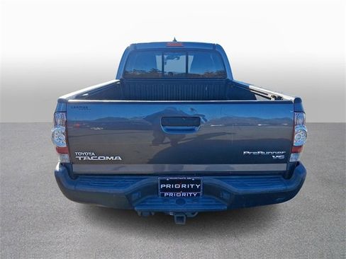 Used 2015 Toyota Tacoma PreRunner image 5