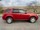 Used 2010 Ford Escape XLT image 2