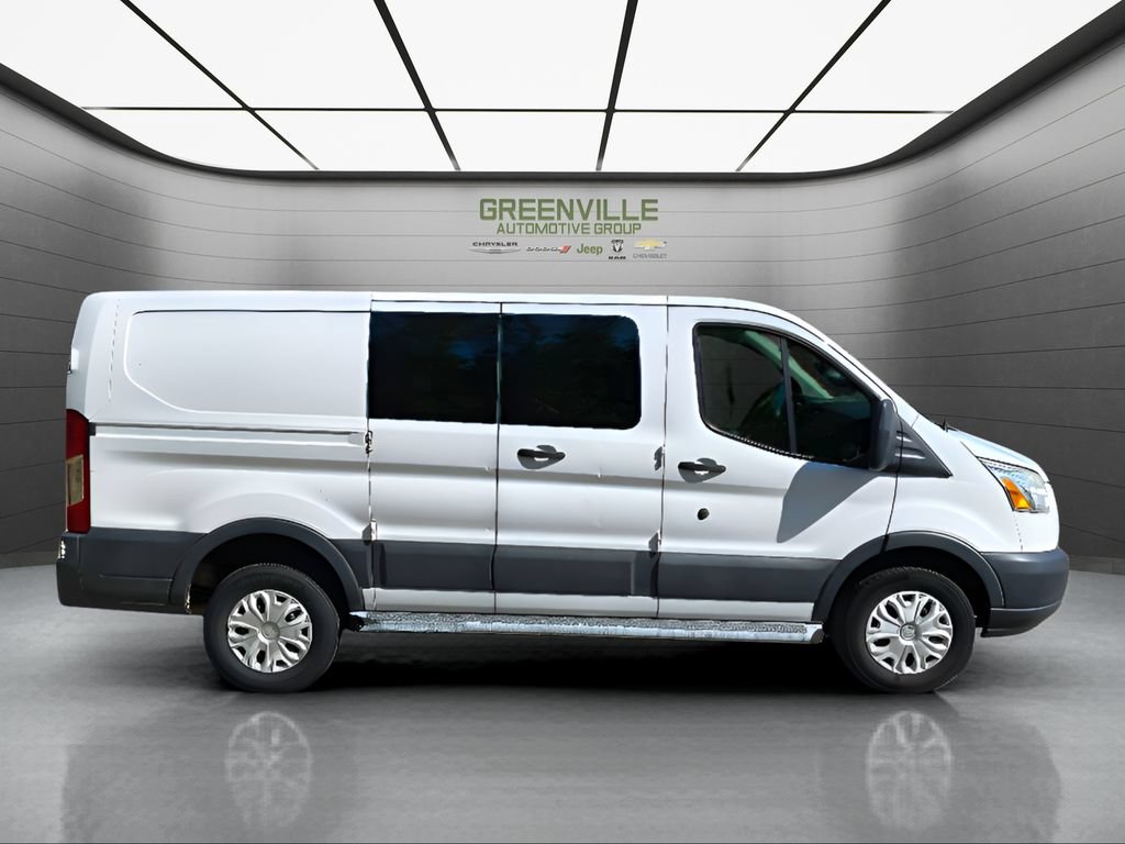 Used 2017 Ford Transit 250 130 Low Roof w/ Exterior Upgrade Package RWD image 7