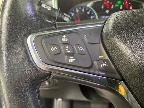 Used 2020 Chevrolet Equinox LT AWD/4WD image 34