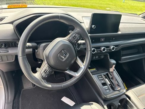 Used 2024 Honda CR-V Sport-L image 9