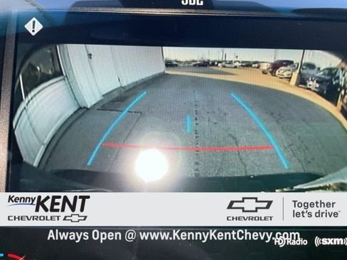 Used 2018 Toyota Camry XSE image 6