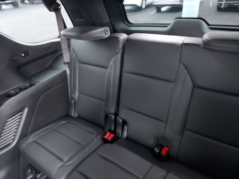 Used 2023 GMC Yukon Denali AWD/4WD image 29