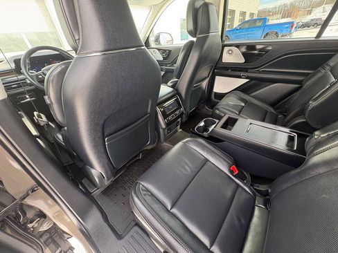 Certified 2025 Lincoln Aviator Reserve w/ Equipment Group 201A image 22