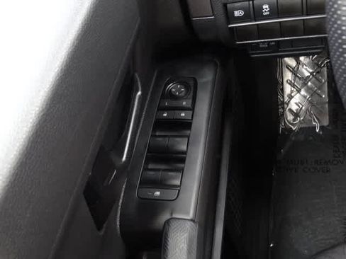 Used 2025 Toyota Tacoma SR5 image 40