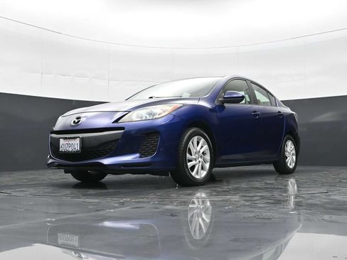 Used 2012 MAZDA MAZDA3 i Touring FWD image 25