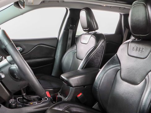 Used 2022 Jeep Cherokee Limited w/ Sun & Sound Group image 25