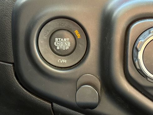 Used 2020 Jeep Wrangler Unlimited Rubicon image 27