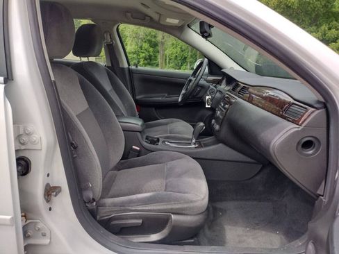 Used 2013 Chevrolet Impala LT FWD image 15