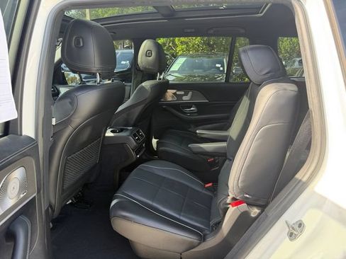 Used 2022 Mercedes-Benz GLS 450 4MATIC image 14