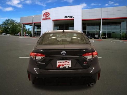 Certified 2025 Toyota Corolla SE AWD/4WD image 6