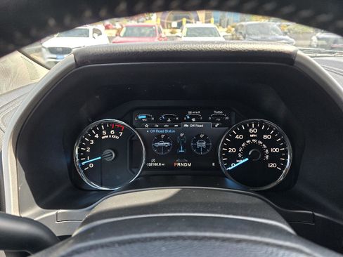 Used 2020 Ford F150 Lariat w/ Equipment Group 501A Mid AWD/4WD image 14