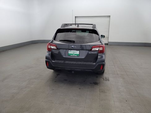 Used 2018 Subaru Outback 2.5i Limited AWD/4WD image 7