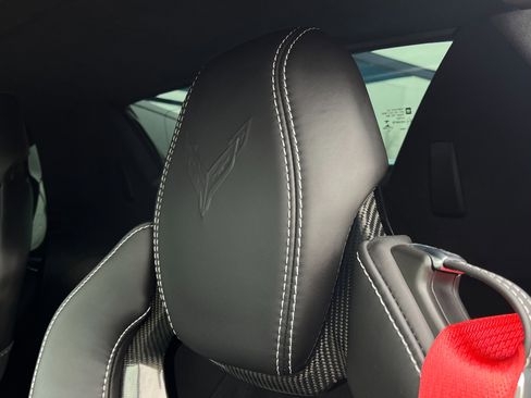 Used 2023 Chevrolet Corvette Stingray Premium Conv w/ Z51 Performance Package image 12