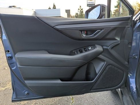 Used 2021 Subaru Outback Premium image 10