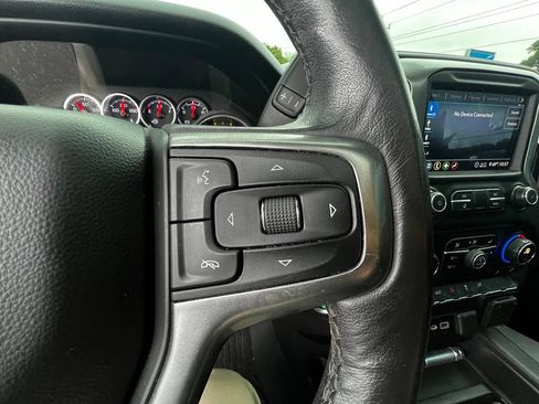 Used 2020 Chevrolet Silverado 1500 RST AWD/4WD image 23