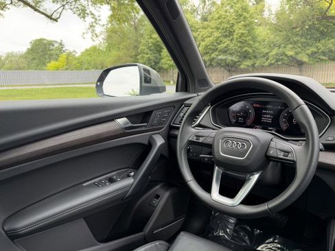 Certified 2023 Audi Q5 2.0T Premium Plus w/ Premium Plus Package AWD/4WD image 12