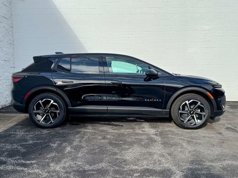 New 2026 Chevrolet Equinox EV LT w/ Comfort Package image 4