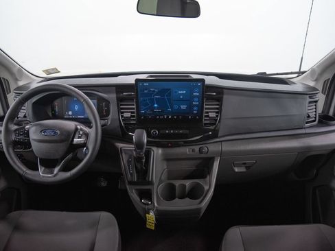 Used 2026 Ford Transit 350 XLT RWD image 21