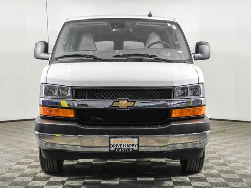 Used 2025 Chevrolet Express 3500 LT w/ LT Preferred Equipment Group image 10