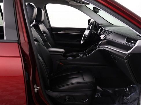 Used 2023 Jeep Grand Cherokee Limited image 26