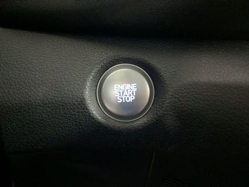 Used 2022 Hyundai Santa Fe SEL image 27