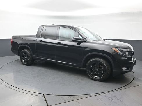 Certified 2023 Honda Ridgeline Black Edition image 10