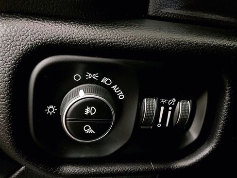 Used 2022 RAM 3500 Laramie image 30