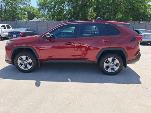 Used 2024 Toyota RAV4 XLE w/ Convenience Package FWD image 3