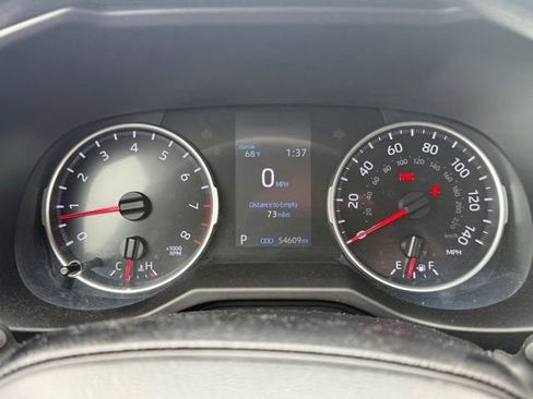 Used 2021 Toyota RAV4 LE w/ Carpet Mat Package (TMS) FWD image 18