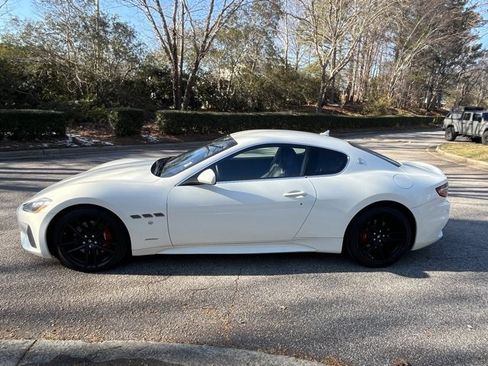 Used 2018 Maserati GranTurismo Sport image 4